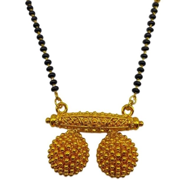 Floral Diamond Pendant Mangalsutra